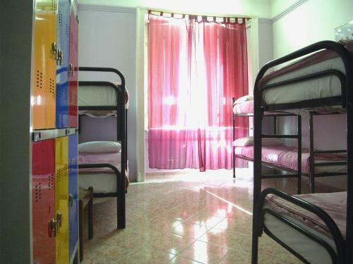 Hostel California