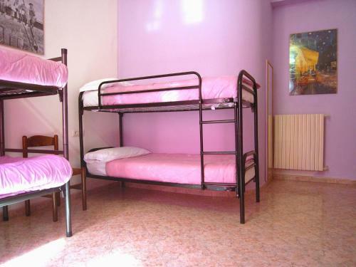 Hostel California