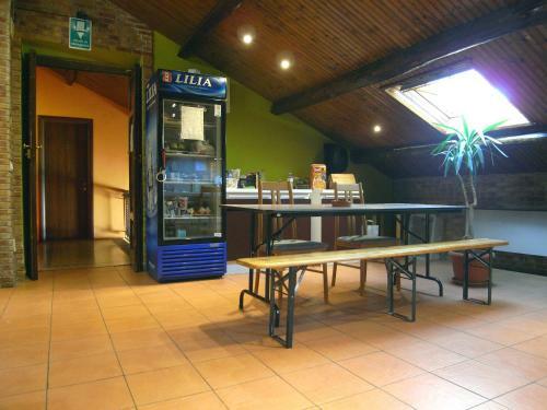 Hostel California