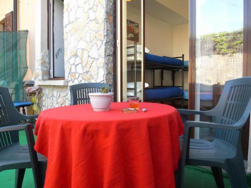 Hostel California