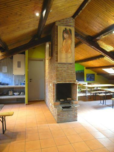 Hostel California