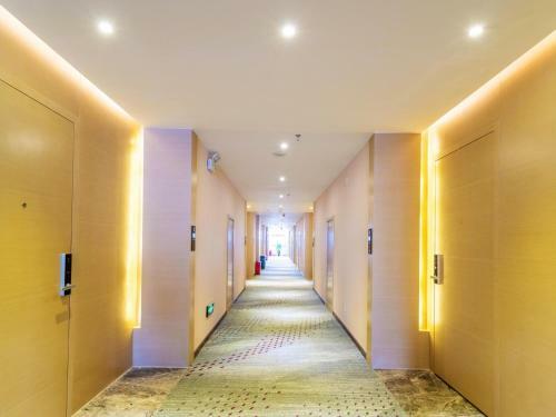 Lavande Hotel Anshun West High-speed Rrailway Station