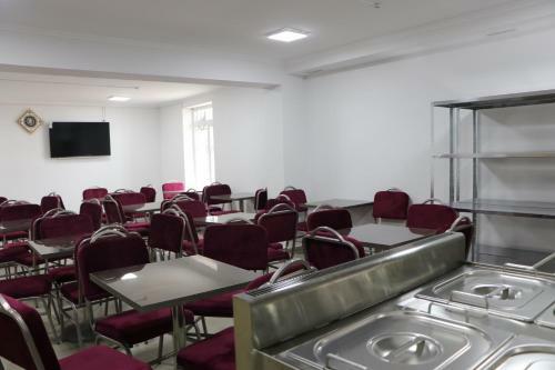 Hostal Issyk - Kol Hotel