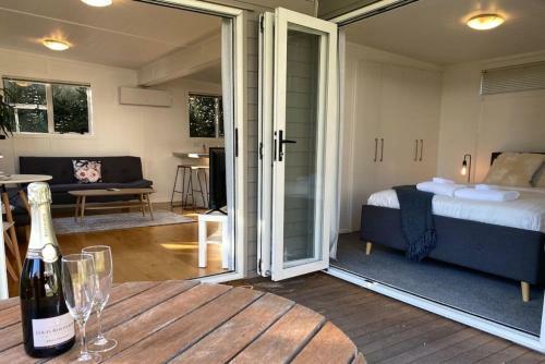 Awesome Mt Eden 1br Unit - Wifi-carpark - Heatpump