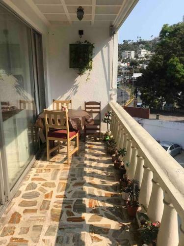 Apartamento Sobre Costera, 1min La Quebrada, 3m Playas/yates