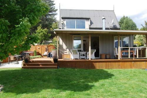 Private Cottage With Spa And Amazing Lake Views