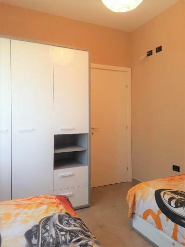 Beach Apartment In Quite Area 8 Min From The Beach