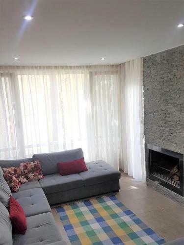 Beach Apartment In Quite Area 8 Min From The Beach