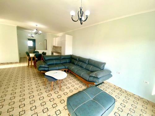 Lovely 2-bedrooms Apartment Vollga Durres