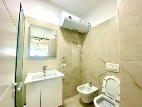 Lovely 2-bedrooms Apartment Vollga Durres