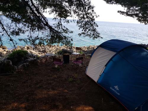 The Sea Cave Camping