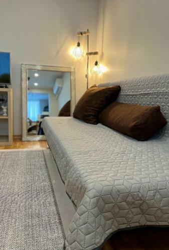 ?????????? ??? / Hay Apartment