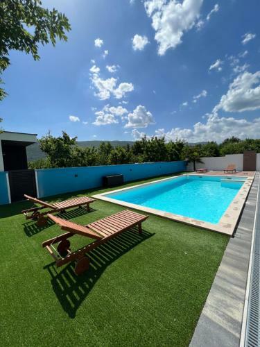 Villa Silent
