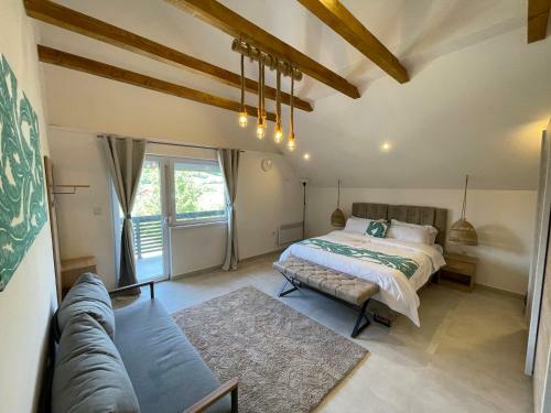 Dreams Villa