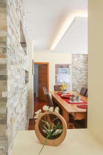 Sunnyside Villa