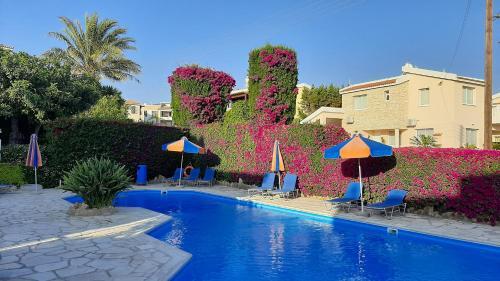 House In Eva Gardens With Pool And Garden