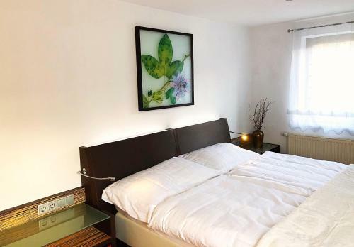 Apartamento 90qm Gro�e Wohnung Mit 2 Schlafzimmer Und Gartenterasse