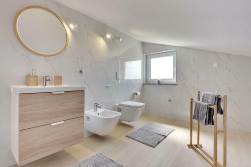Apartamento Moderne Ferienwohnung Mit Balkon, Bbq, Wlan, Klima