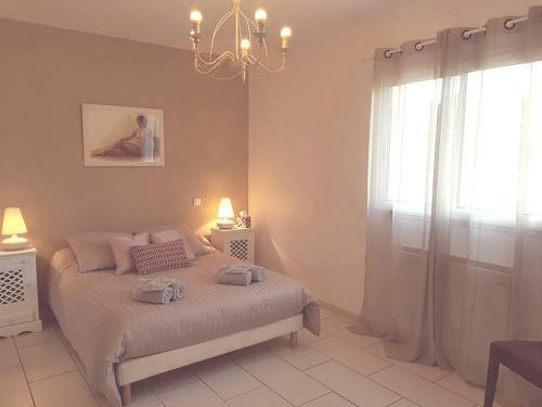 Villa Davia Piscine Chauff�e Proche Ville-mer