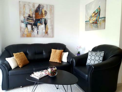 Orchid Seaview Apartment