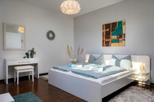 Villa Holiday House With Pool Near Rovinj