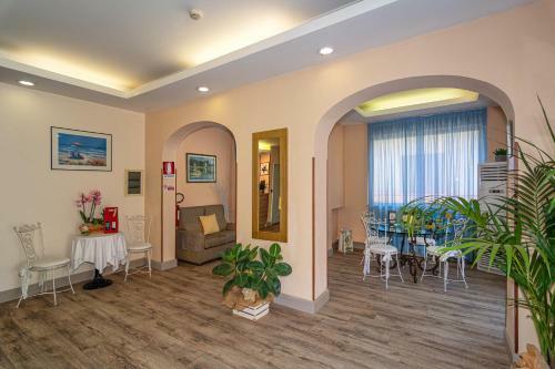 Hotel Perla Del Mare