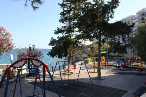 Apartamento Sunny 2 Bedroom, 2 Bathrooms, Seaside Apt.