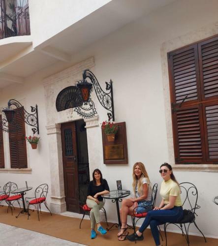 Hotel Ranjous Otel