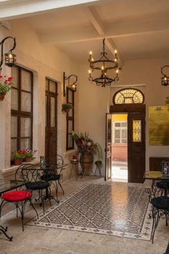 Hotel Ranjous Otel
