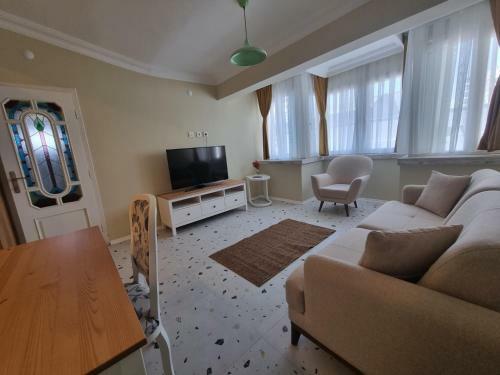 Gokcen Apartman?