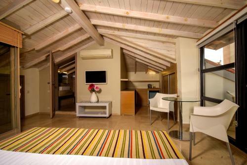 Hotel Fiore Garden Suites By Alp Pasa