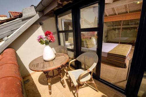 Hotel Fiore Garden Suites By Alp Pasa