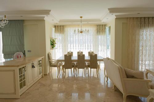 Villa Helios 4