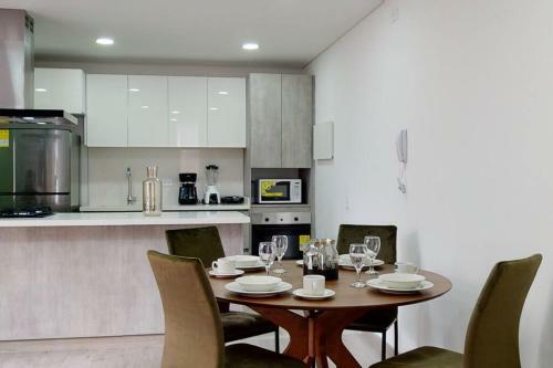 Apartamento Lujoso Apto de 2 Hab Con Balc�n