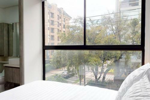 Apartamento Lujoso Apto de 2 Hab Con Balc�n