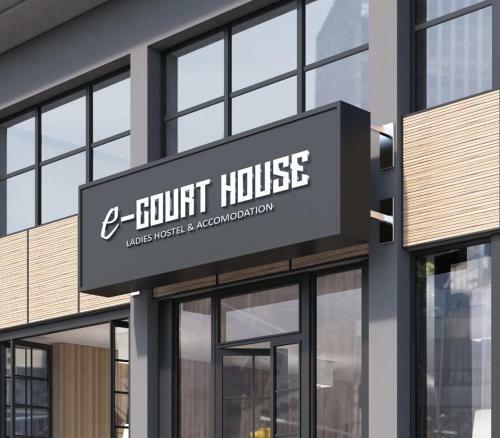 Hotel E-court House