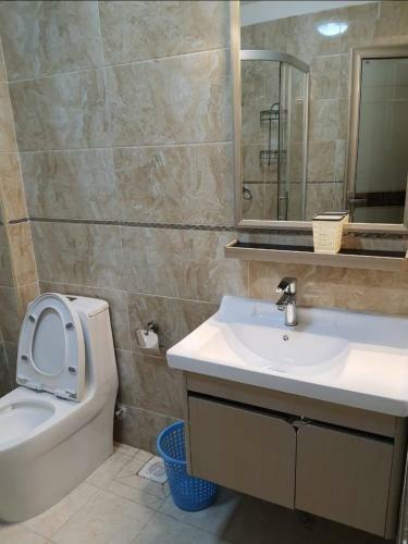 Silver Harbor Apartments. 2 Bedroom Fully Furnished