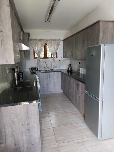 Tus Nua Apartment