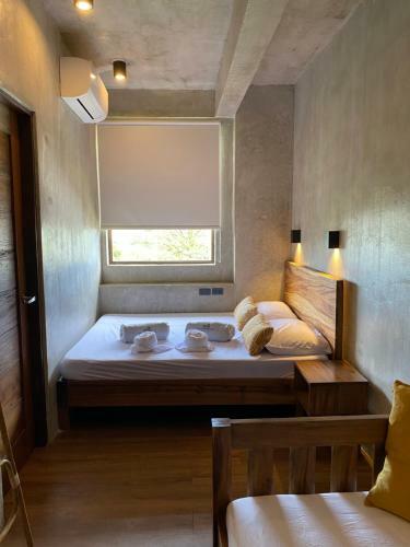 Shorebreak Hostel