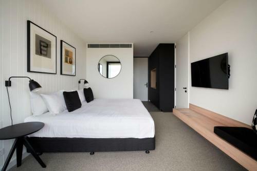 Hotel Accommodation @ Curlewis