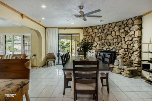 Villa Cozy Hygge Home Centrally Located 2 King Beds