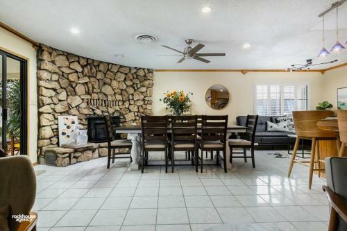 Villa Cozy Hygge Home Centrally Located 2 King Beds