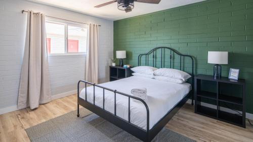 Wanderjaunt - Cozy 2br Apartment In Scottsdale