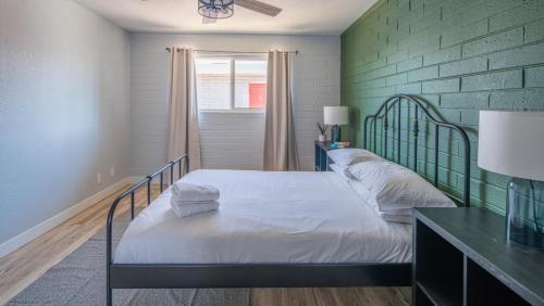 Wanderjaunt - Cozy 2br Apartment In Scottsdale