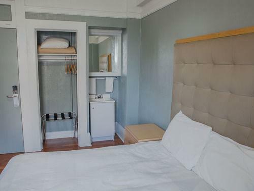 Winsor Hotel