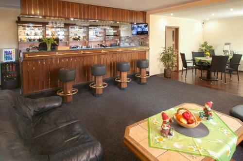Hostal Pension Relax U Kom�na
