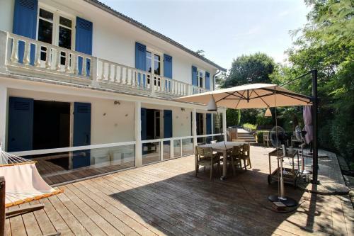 Arcachon-centre Jolie Maison Basco-landaise Avec 4 Chambres