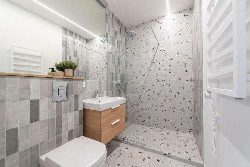 Platinum Apartment