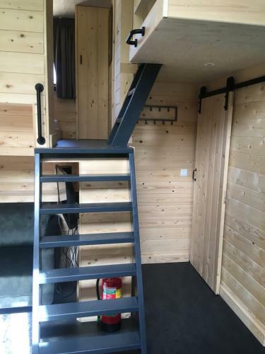 Fraai Tiny House Aan Het Veluwemeer Met Uitzicht & Veranda