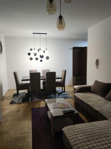 Apartman M